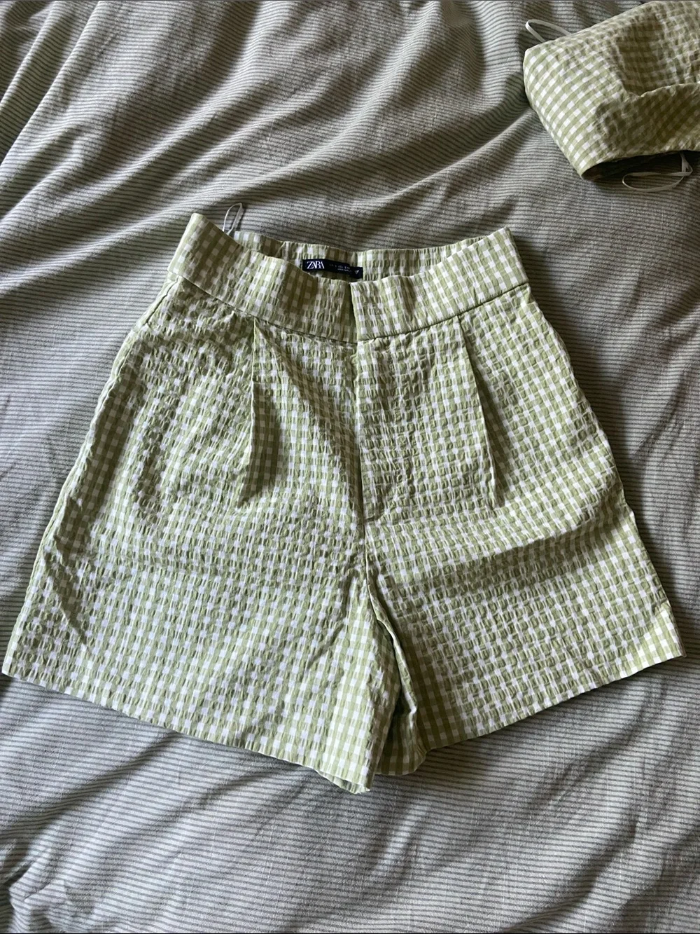 ZARA Light Green Check High-Rise Women's Shorts